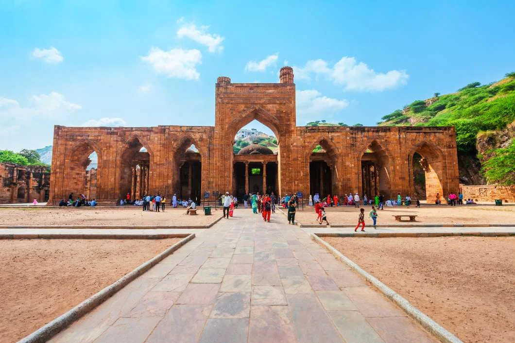 Untitled-design-2024-08-26T201305.048 (1)